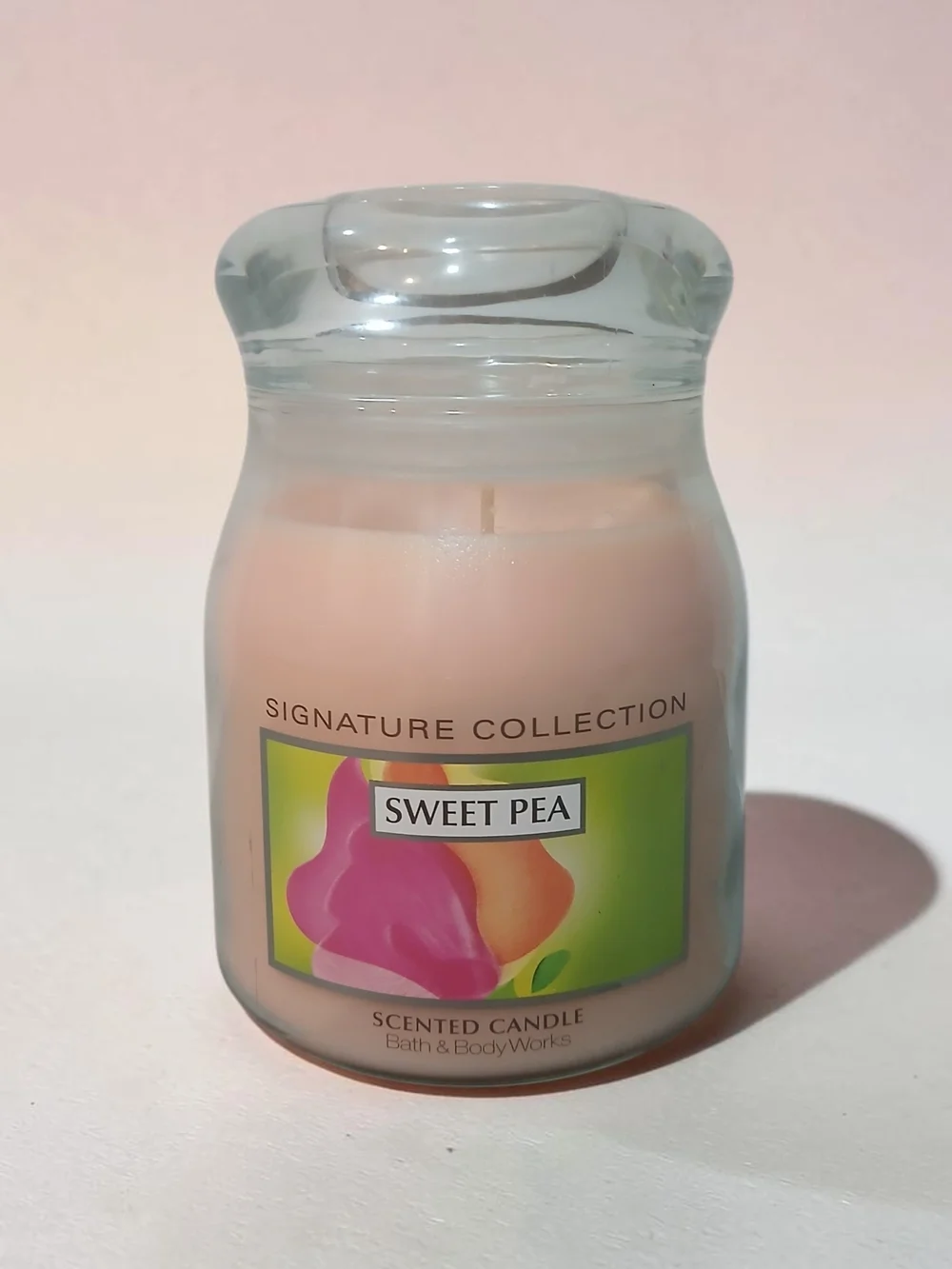 Bath & Body Works Sweet Pea Jar Candle - Pale Pink
